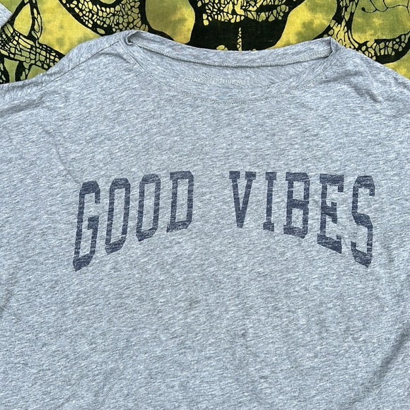 Grayson Threads “good vibes” cropped long sleeve in grey Size L - Picture 2 of 3